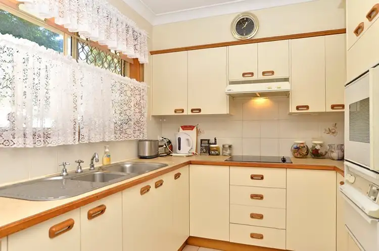 Sixth view of Homely house listing, 2/10 Picnic Parade, Ettalong Beach NSW 2257