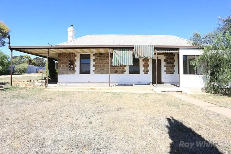 6 West Street, Burra SA 5417
