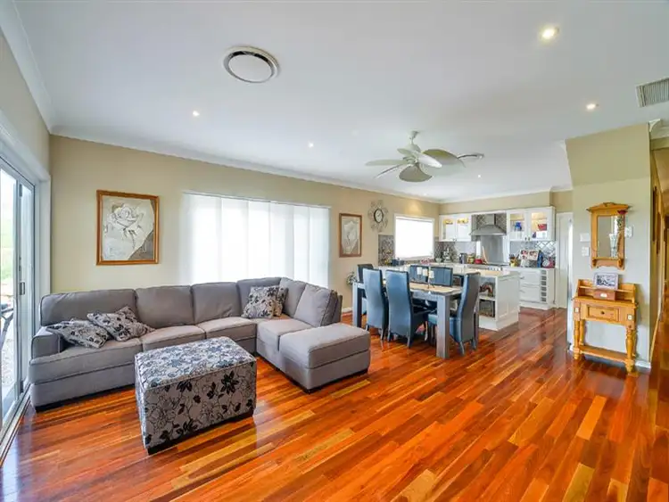 Fifth view of Homely house listing, 8 Harben Vale Circuit, Grasmere NSW 2570