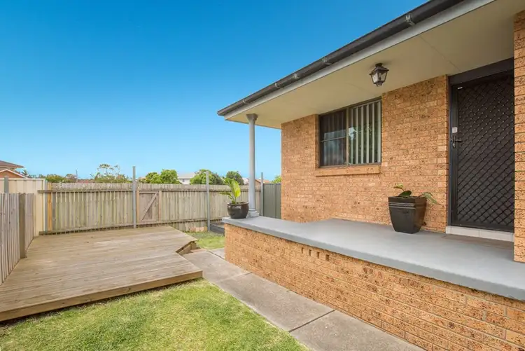 Sixth view of Homely villa listing, 2/29 Girraween Avenue, Lake Illawarra NSW 2528