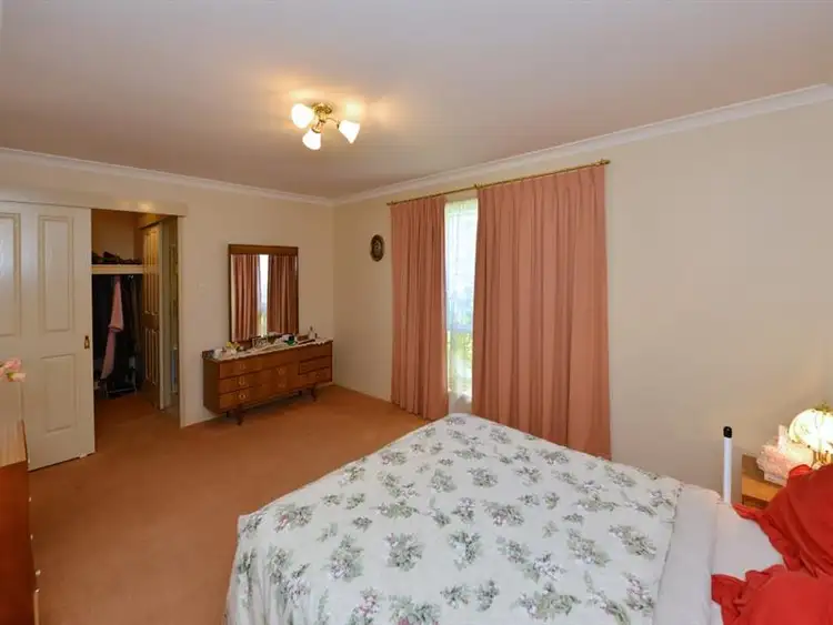 Sixth view of Homely house listing, 2 Nicola Street, Middle Ridge QLD 4350