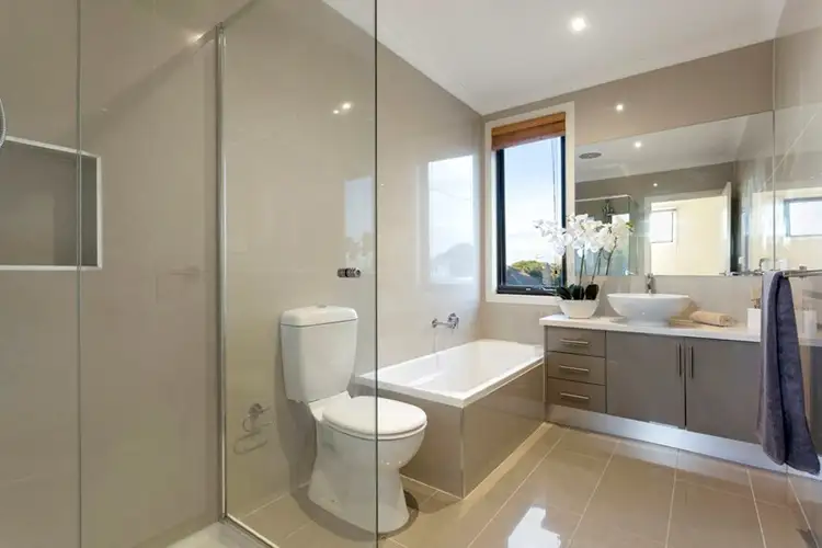Sixth view of Homely townhouse listing, 2/2 Mallawa Street, Clayton South VIC 3169