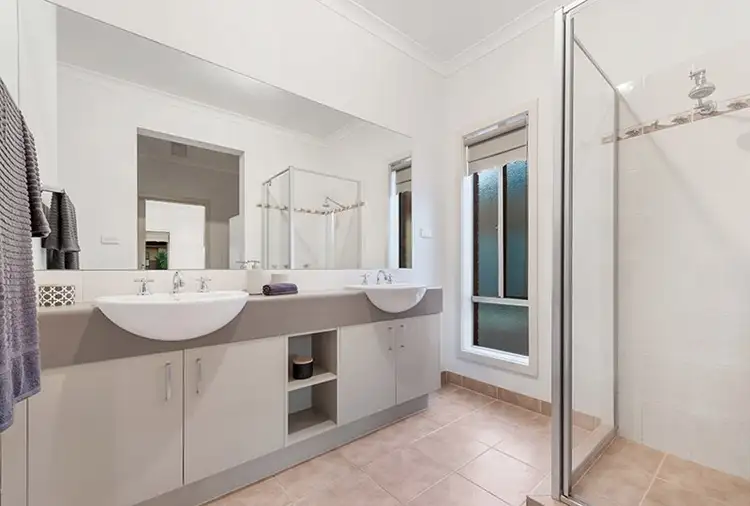 Seventh view of Homely house listing, 20 Earlston Place, Craigieburn VIC 3064