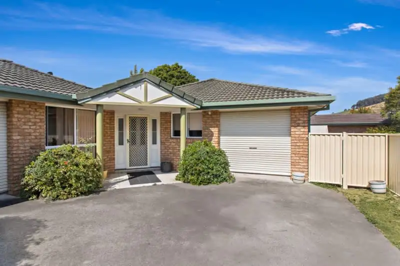 Main view of Homely villa listing, 2/5 Goodenough Terrace, Coffs Harbour NSW 2450