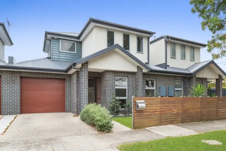 90 Greene Street, South Kingsville VIC 3015