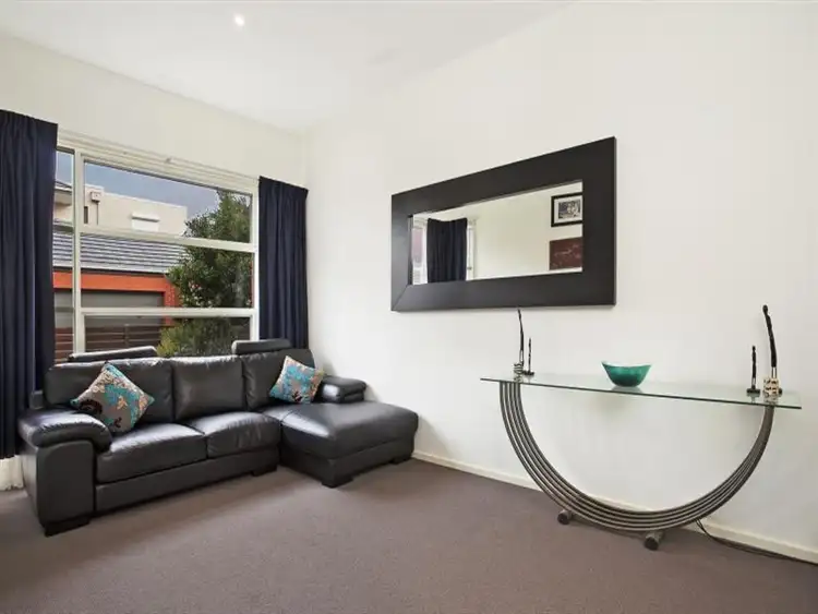 Third view of Homely house listing, 17/9 Manikato Avenue, Mordialloc VIC 3195