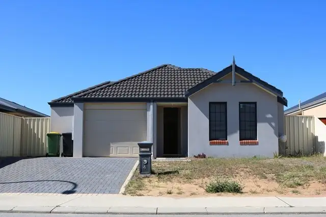 Main view of Homely house listing, 4 Mortlock Cove, Gosnells WA 6110