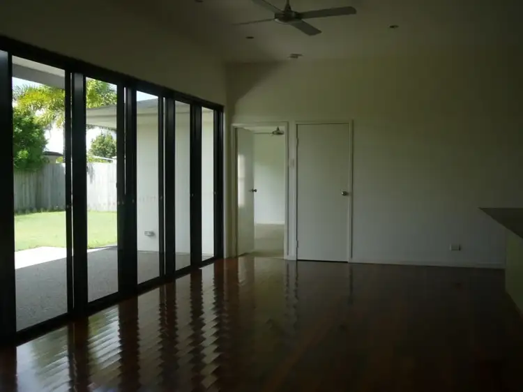 Fifth view of Homely house listing, 2 Santorini Court, Parrearra QLD 4575