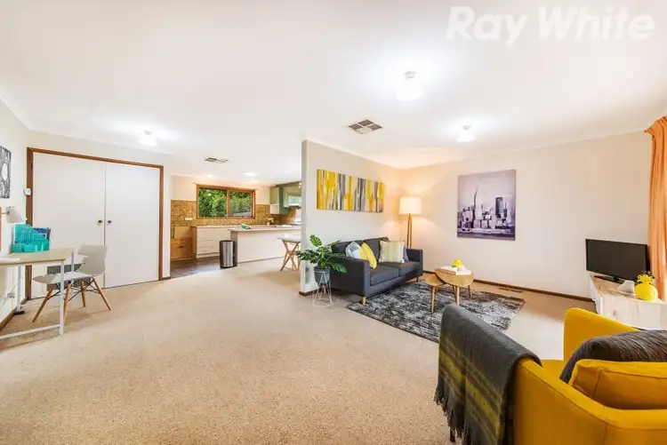 Second view of Homely unit listing, 2/50 Tulip Crescent, Boronia VIC 3155