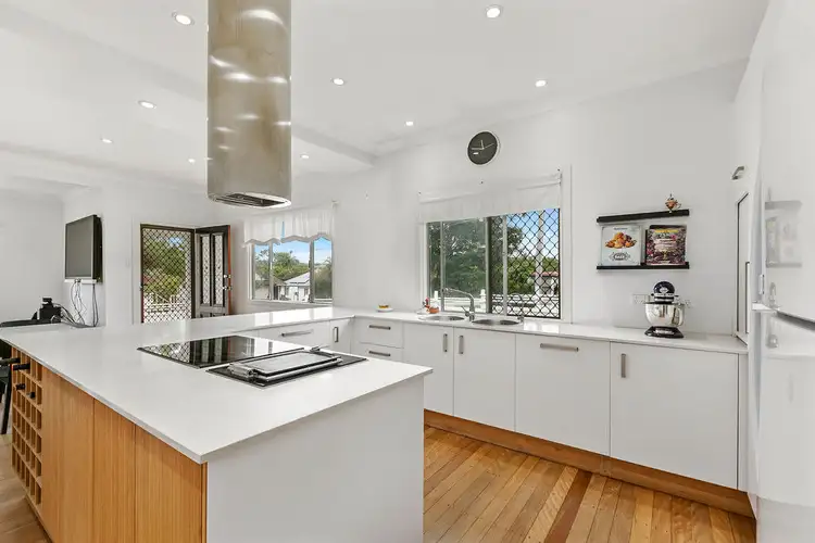 3 Upwood Street, Coopers Plains QLD 4108