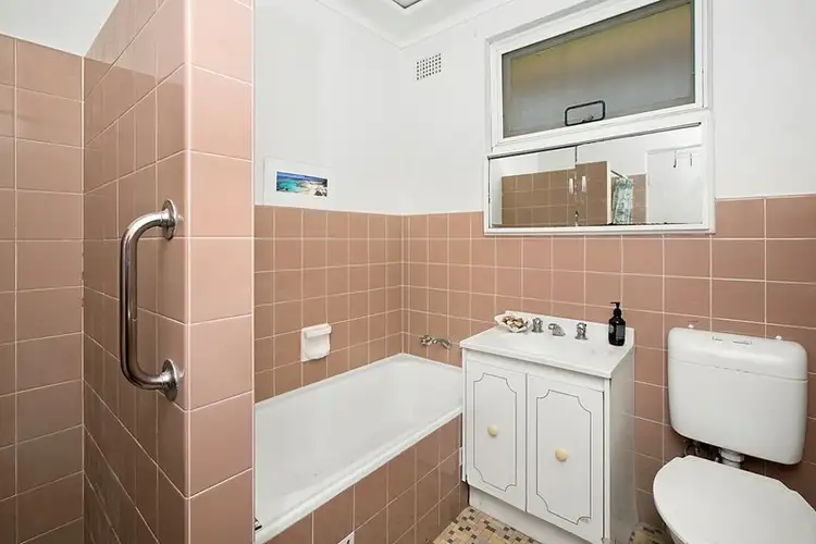 Fourth view of Homely unit listing, 5/5 Oceanview Road, Freshwater NSW 2096