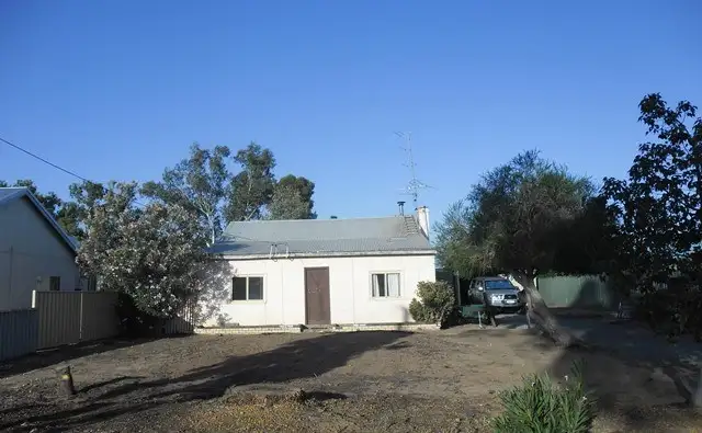 11 Yarra Street, Carnamah WA 6517
