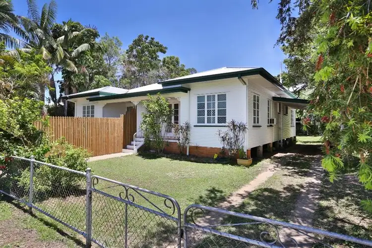 2/26 Surrey Street, Hyde Park QLD 4812