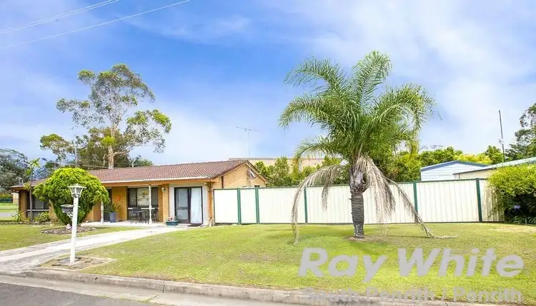 351 Carrington Rd (AKA 8 Farley Place), Londonderry NSW 2753