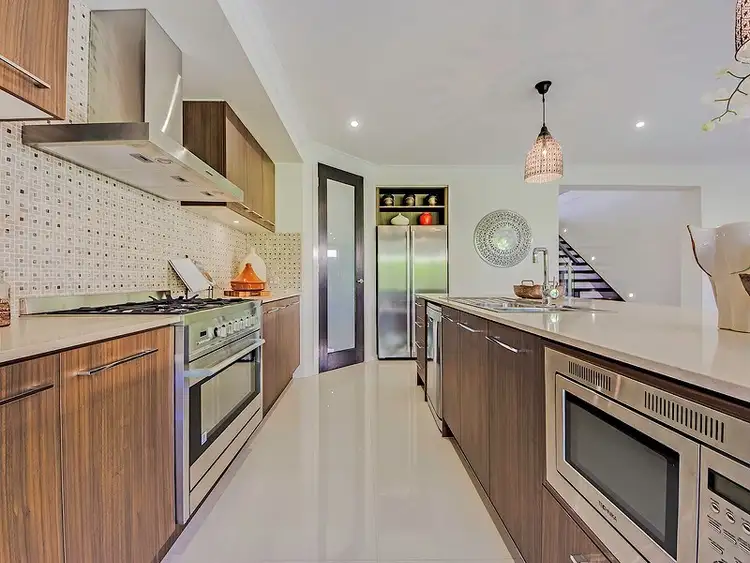 Fourth view of Homely house listing, 16 Everholme Drive, Truganina VIC 3029
