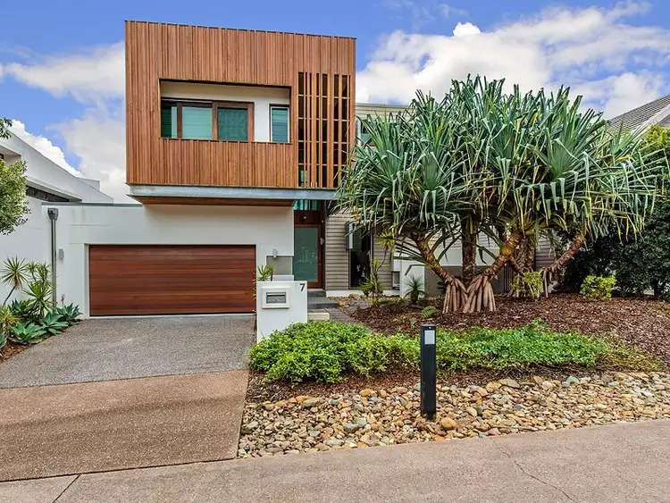7 Wild Apple Court, Noosa Heads QLD 4567