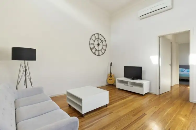 Second view of Homely house listing, 6/35 Cheddar Road, Reservoir VIC 3073