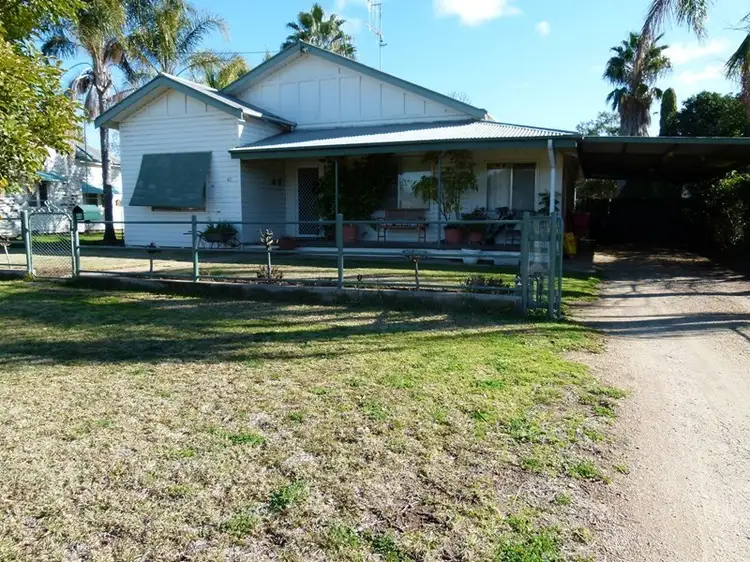 43 Flint Street, Forbes NSW 2871