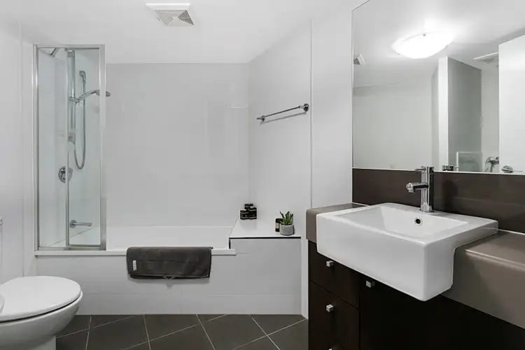 Sixth view of Homely apartment listing, 2/1 Dulwich Road, Yeronga QLD 4104
