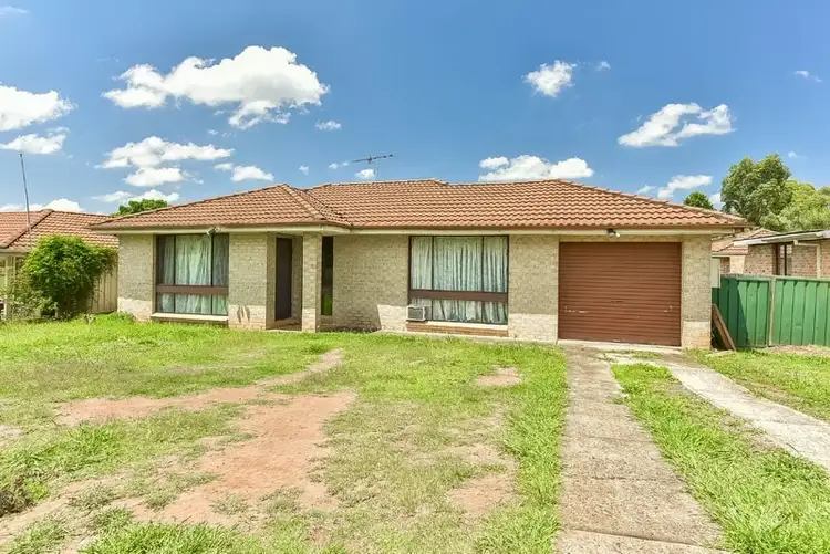 17 Bardolph Street, Rosemeadow NSW 2560