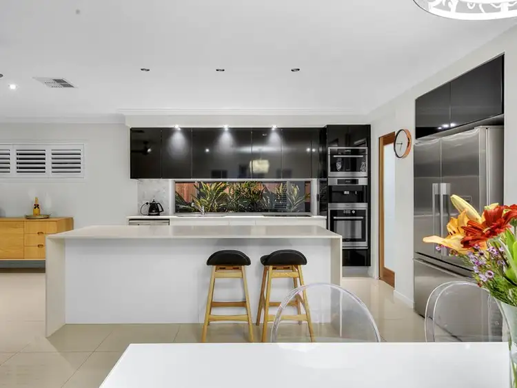 41 Raff Avenue, Holland Park QLD 4121