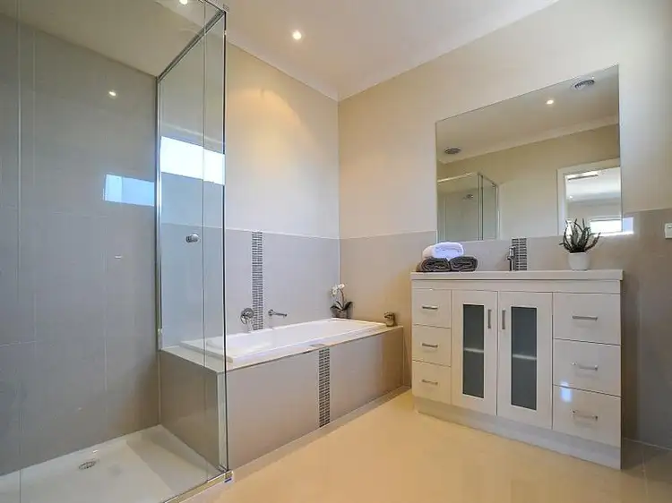Sixth view of Homely house listing, 2/124 Brunswick Road, Mitcham VIC 3132
