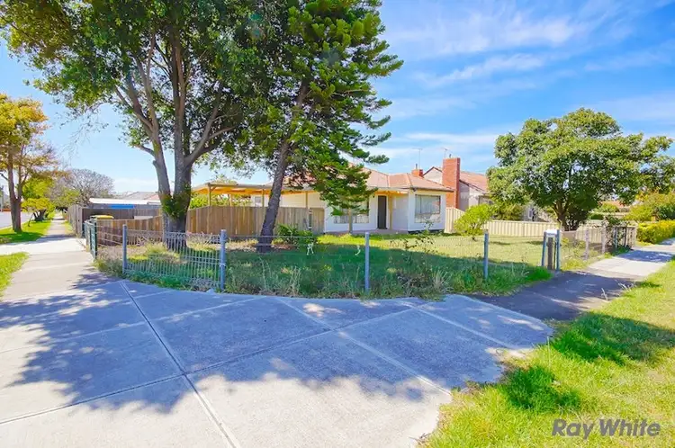 26 Dumfries Street, Deer Park VIC 3023