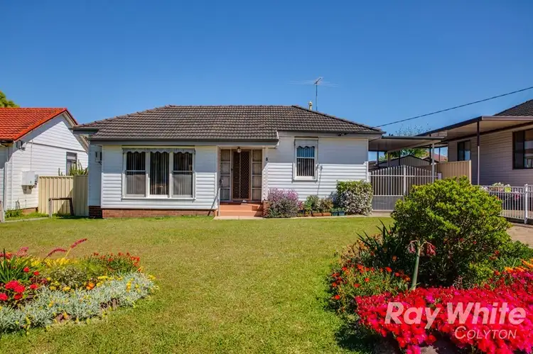 8 Adams Crescent, St Marys NSW 2760