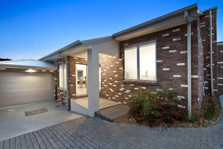 2/34 Leawarra Parade, Frankston VIC 3199