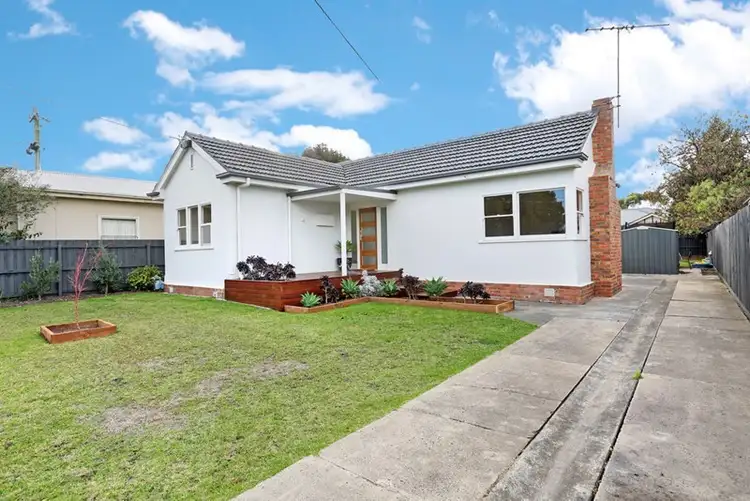 26 Laura Avenue, Belmont VIC 3216