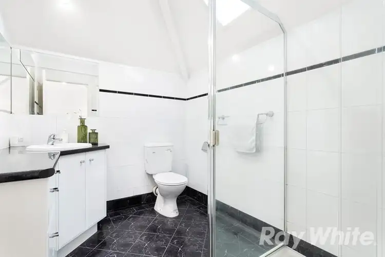 Seventh view of Homely townhouse listing, 2/19 Swindon Road, Hughesdale VIC 3166
