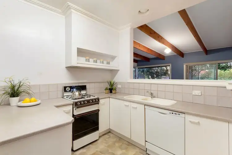 Third view of Homely house listing, 10 Peter Street, Oakleigh South VIC 3167