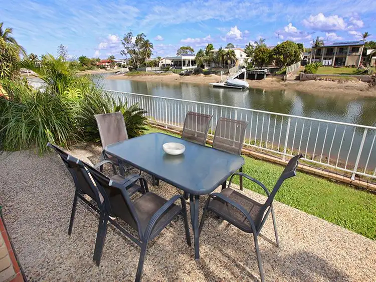 4/25-27 Barooga Crescent, Mooloolaba QLD 4557