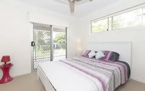 Fifth view of Homely townhouse listing, 1/101 Albert Street, Camp Hill QLD 4152