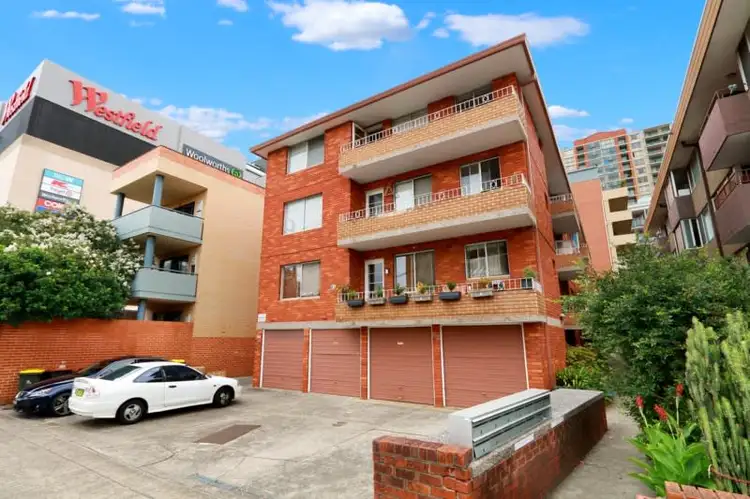 4/35 The Avenue, Hurstville NSW 2220