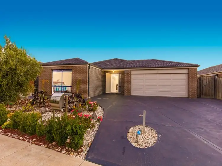 Second view of Homely house listing, 11 Evadene Drive, Tarneit VIC 3029