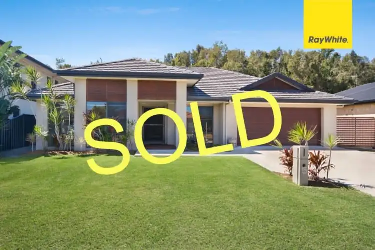 5 William Avenue, Yamba NSW 2464