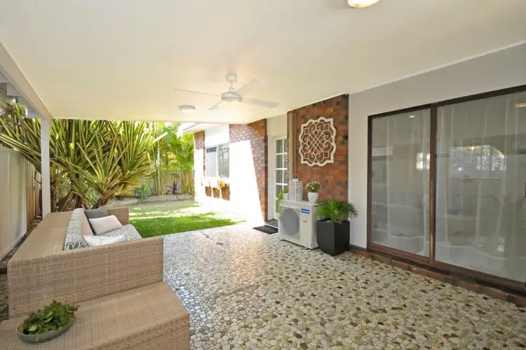 Second view of Homely unit listing, 3/6 Christina Court, Mermaid Waters QLD 4218