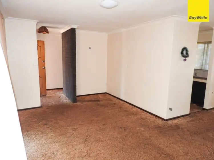 Sixth view of Homely house listing, 1 Beechcroft Place, Camillo WA 6111