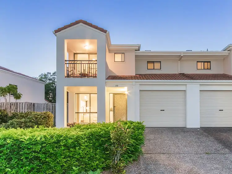 19/1 Hervey Street, Pacific Pines QLD 4211