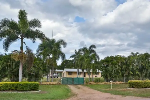Main view of Homely house listing, 8 Flagstone Avenue, Rangewood QLD 4817