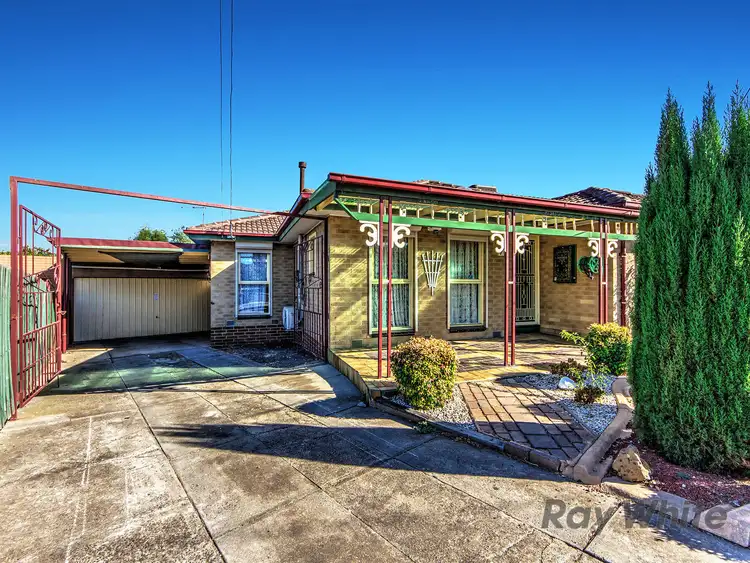 Second view of Homely house listing, 7 Poplar Court, St Albans VIC 3021