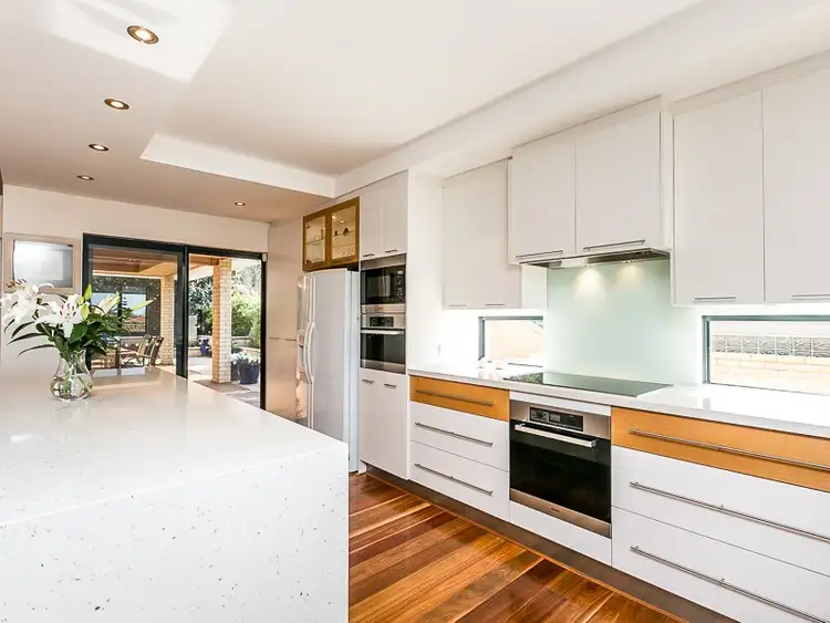 Seventh view of Homely house listing, 6 Renown Way, Sorrento WA 6020