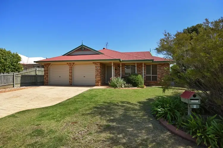 1 Winton Court, Middle Ridge QLD 4350