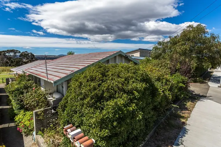 10/7 Valley Street, Trevallyn TAS 7250