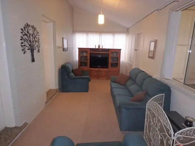 Seventh view of Homely house listing, 140 Loftus Street, Temora NSW 2666