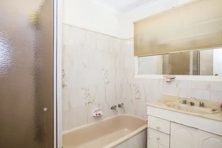 Fifth view of Homely house listing, 13 Miriam Street, Thomastown VIC 3074
