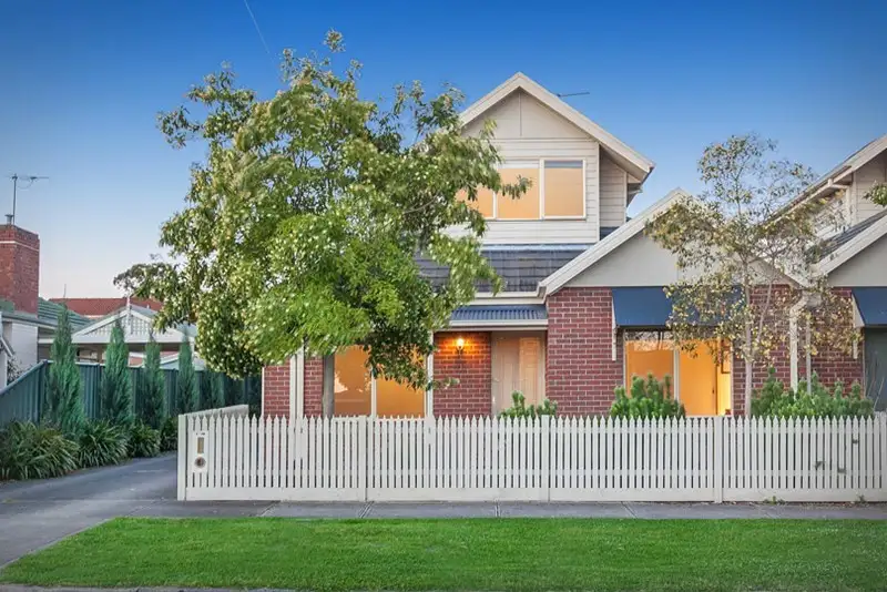 Main view of Homely townhouse listing, 1/72 Purinuan Road, Reservoir VIC 3073