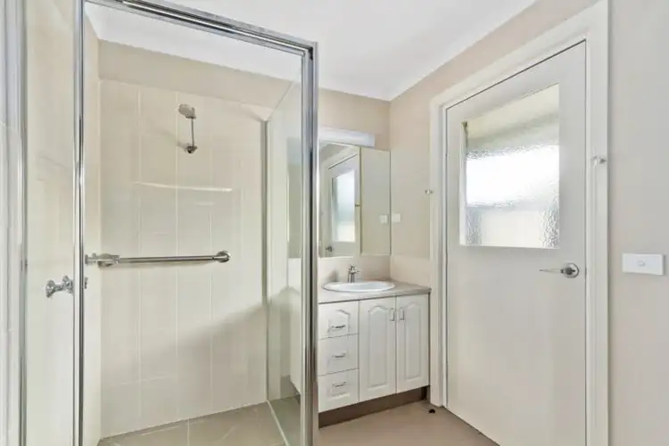 Fifth view of Homely unit listing, 1/5353 Princes Highwwy, Traralgon VIC 3844