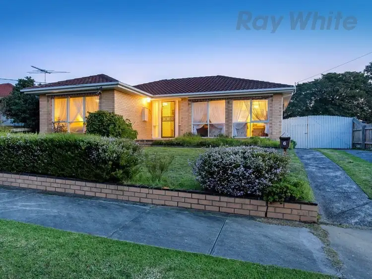 6 Escabon Grove, Frankston VIC 3199